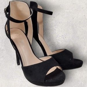 Nature Breeze Women's 7.5 Black Velour Heels Sandals USED EUC ORIGINAL BOX